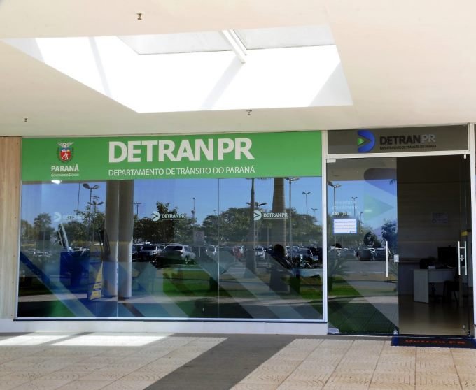Novo concurso Detran PR avança com contratação de fundação